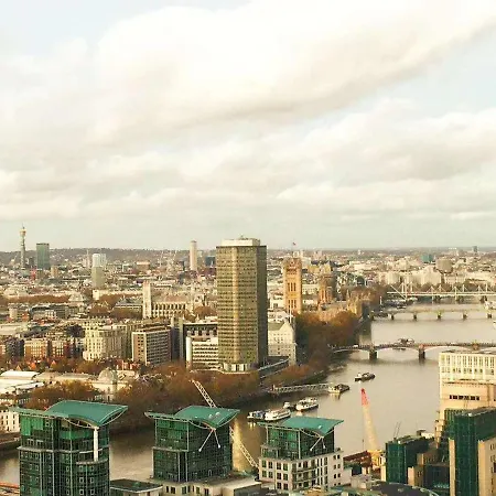 Luxury Central Flat With Stunning Views And Pool London Exterior photo