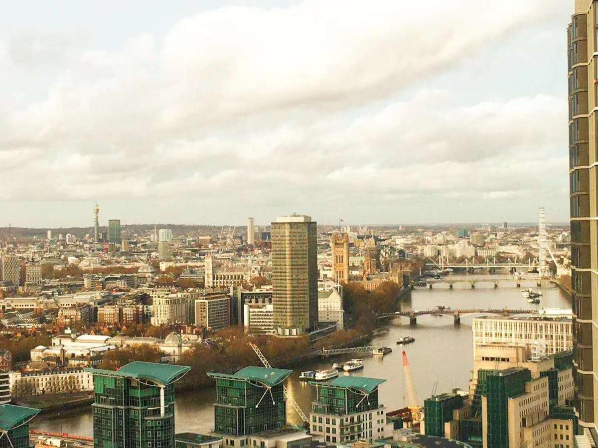 Luxury Flat With Stunning Views And Pool Apartment *
