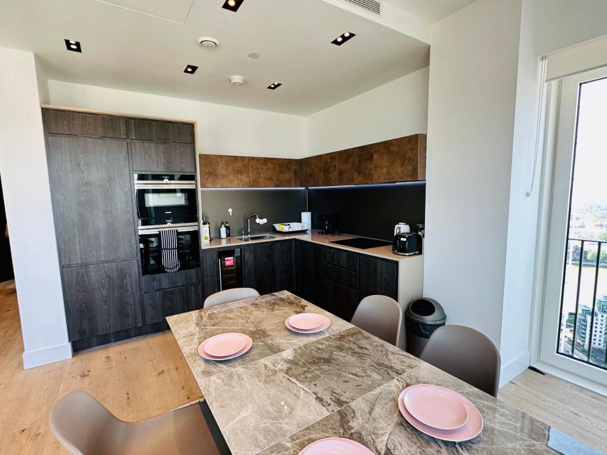 Apartment Luxury Flat With Stunning Views And Pool *
