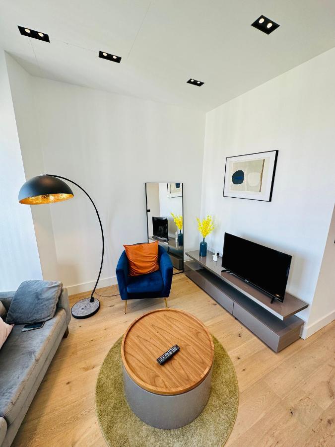 Apartment Luxury Flat With Stunning Views And Pool London